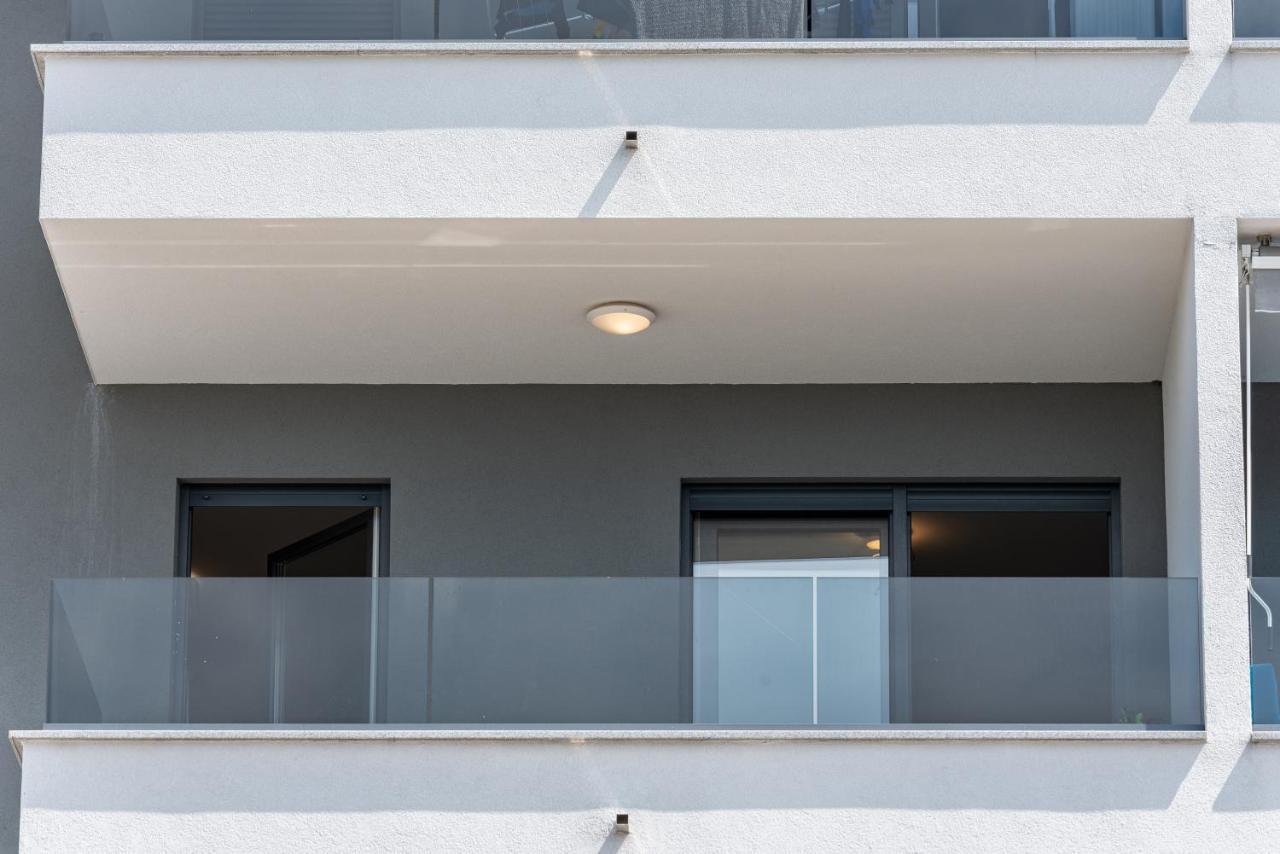 Apartment With Balcony Ocean Paradise 카스타브 외부 사진