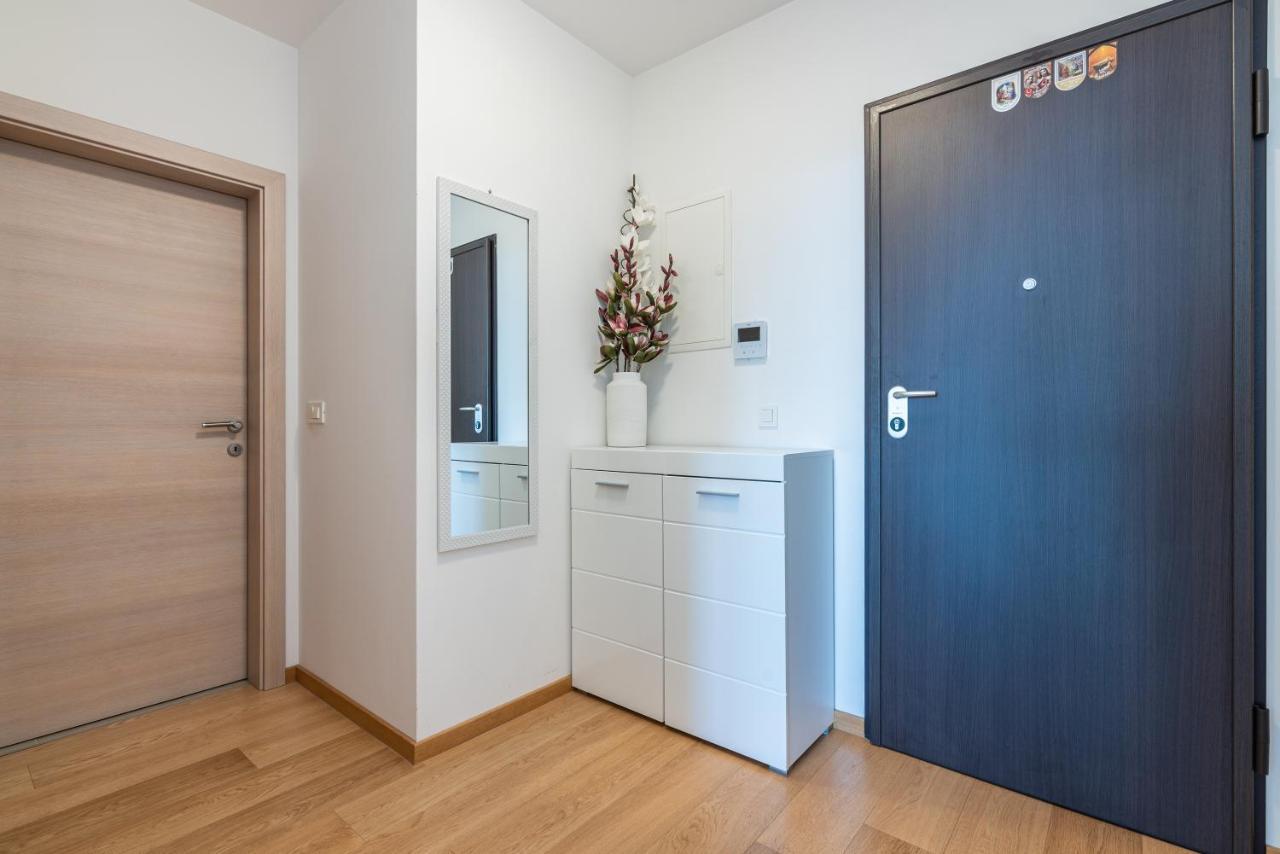 Apartment With Balcony Ocean Paradise 카스타브 외부 사진