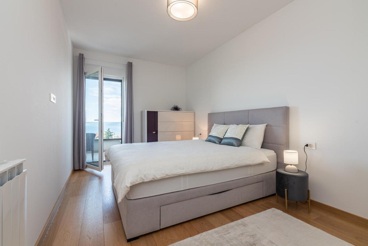 Apartment With Balcony Ocean Paradise 카스타브 외부 사진